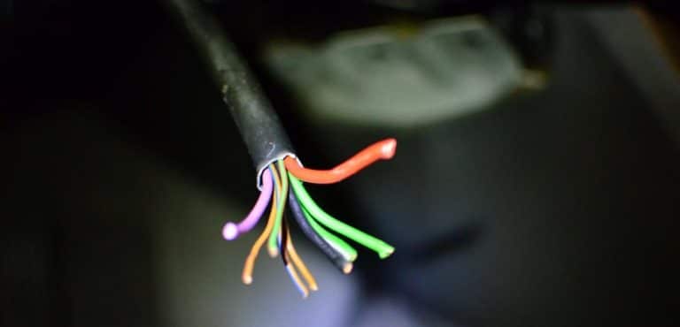 what color is the ignition switch wire