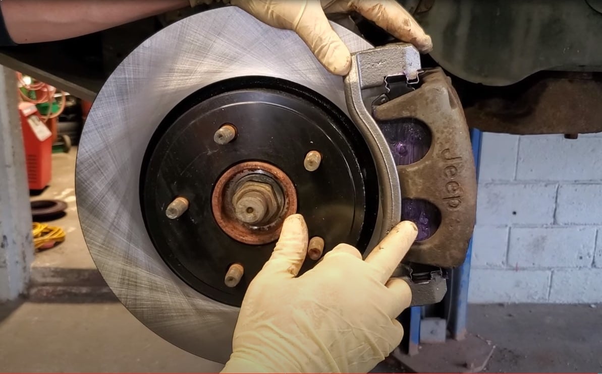 how much does it cost to get brake pads replaced